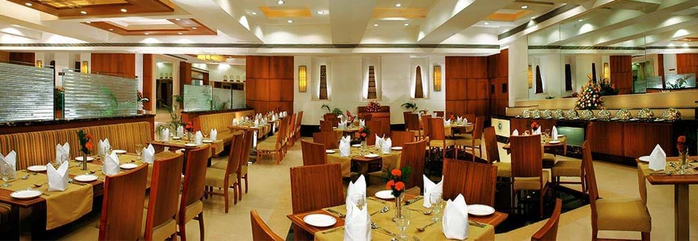 Fortune Murali Park – Hotels in Vijayawada Dining